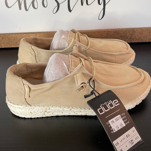 HEY DUDE - Wendy Canvas shoes - Picture 2 of 9